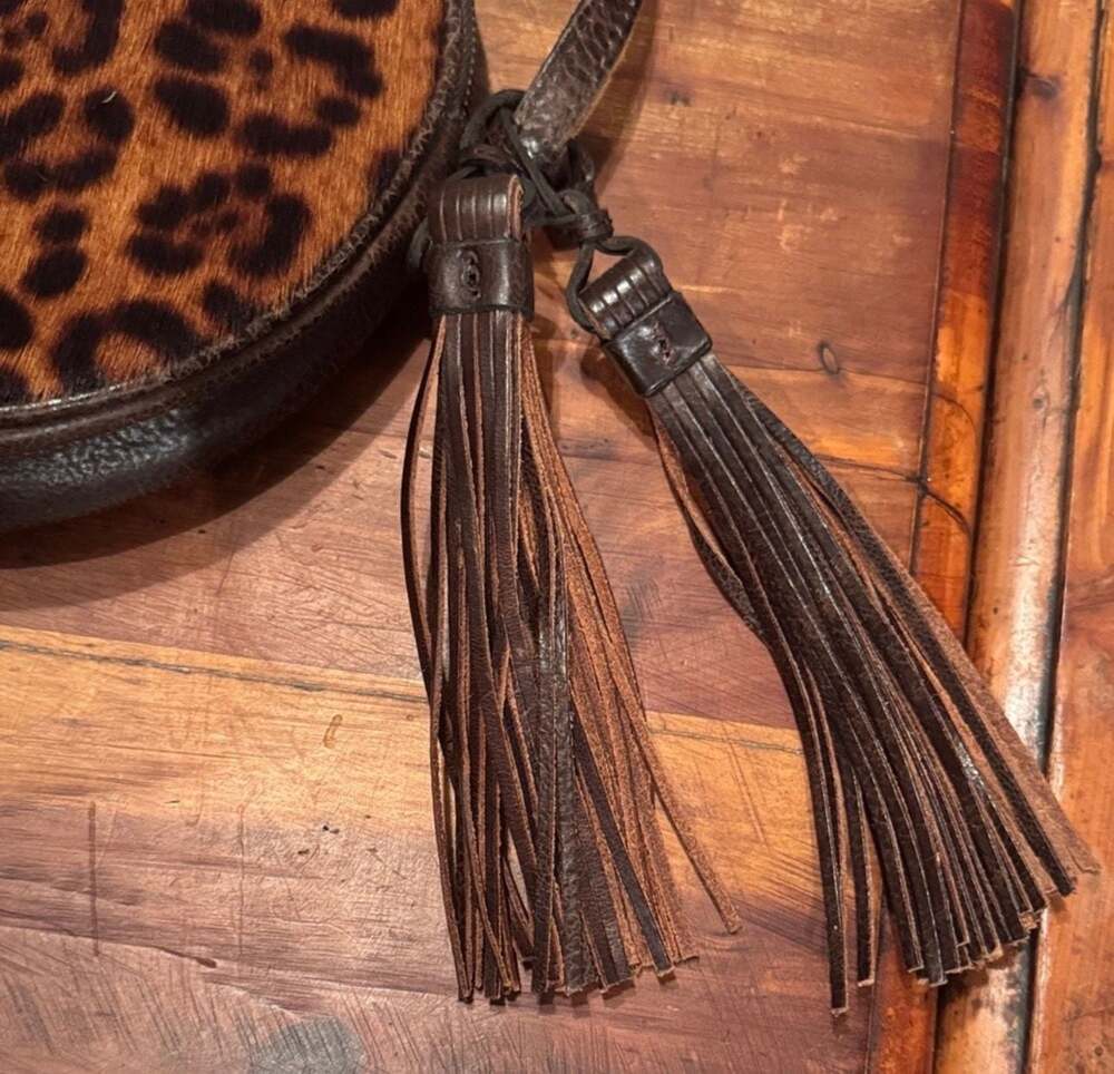 Patricia Nash Scafati Leopard Haircalf Canteen Crossbody Bag - Tassel Detail - Picture 2 of 7